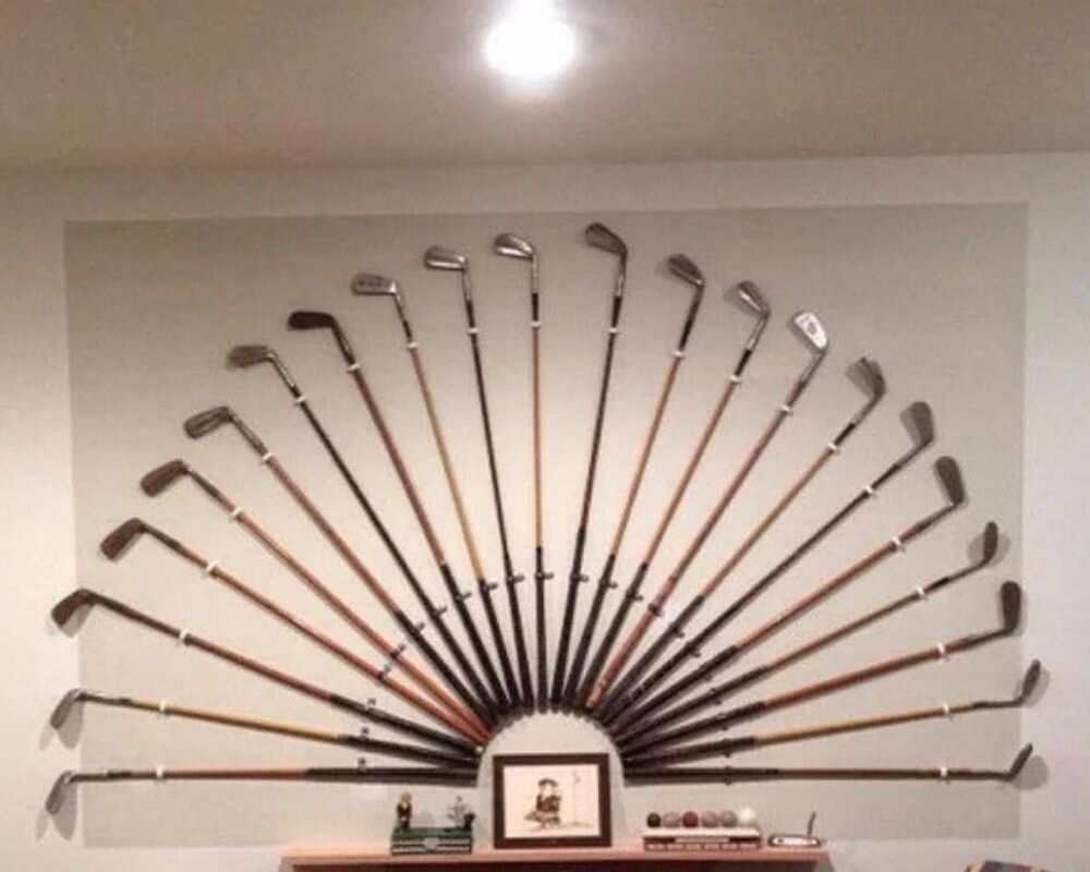 Thematic Displays of Antique Golf Clubs